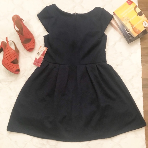 Emerald Sundae Navy Retro Cut Out Cocktail Dress - Picture 4 of 4